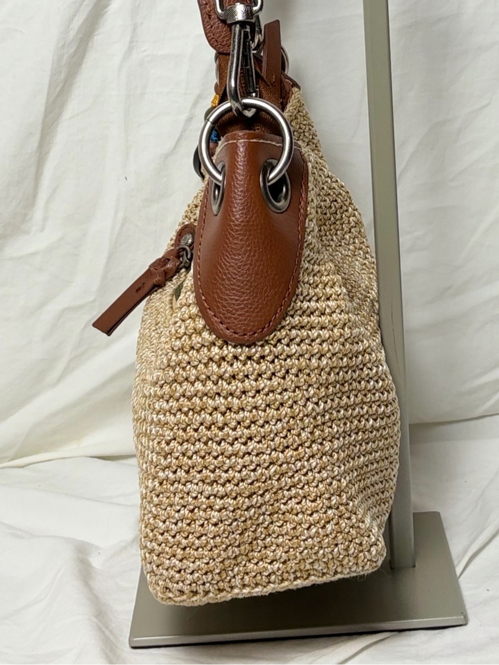 The Sak Crochet Shoulder Hobo Bag – Neutral/Tan Leather Trim Boho Purse - Picture 4 of 6